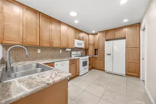 12618 Oxford Dr, La Mirada, CA 90638 - Photo 11