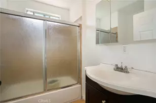 119 E 90th St, Los Angeles, CA 90003 - Photo 21