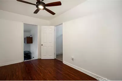 119 E 90th Street, Los Angeles, CA 90003 - Photo 17