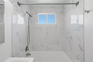 2922 E 15th St, Long Beach, CA 90804 - Photo 7