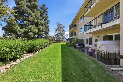 3364 Punta Alta, Laguna Woods, CA 92637 - Photo 25