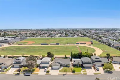 9692 Salisbury, Cypress, CA 90630 - Photo 47