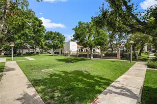 1910 W Palmyra, Orange, CA 92868 - Photo 33