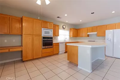 24417 Corte Sanino, Murrieta, CA 92562 - Photo 11