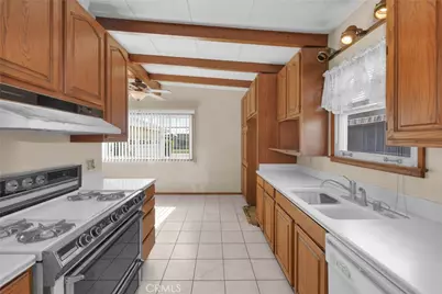 13517 Greenbrier, Bellflower, CA 90706 - Photo 15