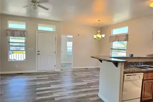 6214 E Beachcomber Dr, Long Beach, CA 90803 - Photo 19