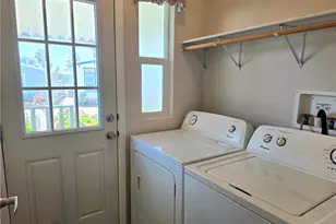 6214 E Beachcomber Dr, Long Beach, CA 90803 - Photo 13