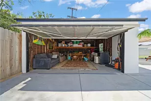 941 E Ridgewood, Long Beach, CA 90807 - Photo 23