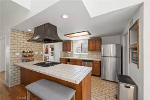 941 E Ridgewood, Long Beach, CA 90807 - Photo 9