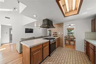 941 E Ridgewood, Long Beach, CA 90807 - Photo 11