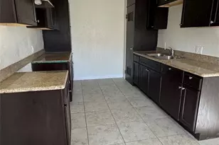 1041 W Reeve St, Compton, CA 90220 - Photo 15