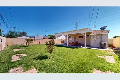 9955 Maplewood, Bellflower, CA 90706 - Photo 33
