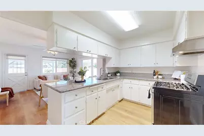 9955 Maplewood, Bellflower, CA 90706 - Photo 15