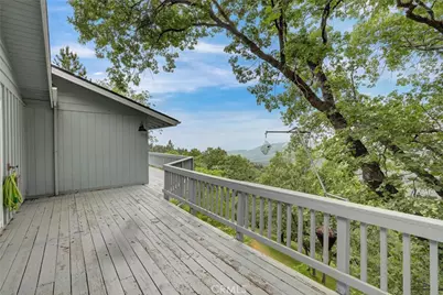 30396 Live Oak Drive, Running Springs, CA 92382 - Photo 23