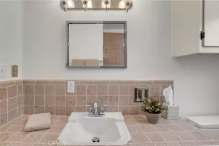 13214 Newmire Ave, Norwalk, CA 90650 - Photo 23