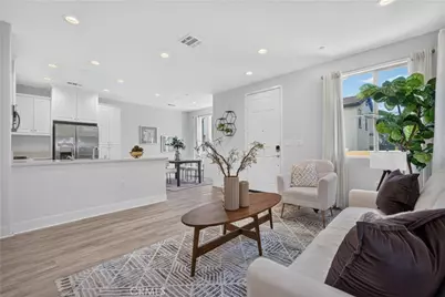 340 S Auburn Heights, Anaheim, CA 92807 - Photo 11