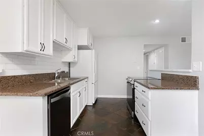 17572 Vandenberg Lane #01, Tustin, CA 92780 - Photo 27