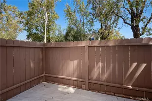 17572 Vandenberg Ln, Tustin, CA 92780 - Photo 19