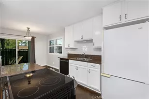 17572 Vandenberg Ln, Tustin, CA 92780 - Photo 31
