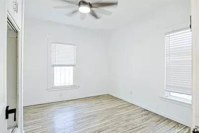 1331 W 19th, Long Beach, CA 90810 - Photo 13