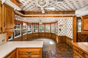 19142 Barrett Ln, North Tustin, CA 92705 - Photo 11