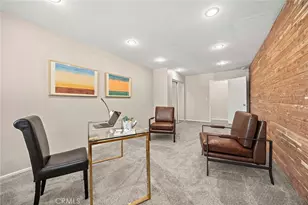 201 Barcelona, Fullerton, CA 92835 - Photo 29