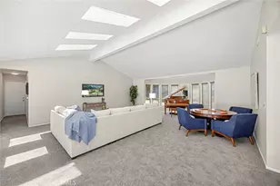 201 Barcelona, Fullerton, CA 92835 - Photo 23
