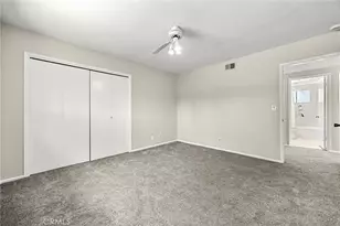 201 Barcelona, Fullerton, CA 92835 - Photo 31