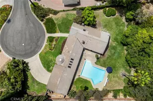 201 Barcelona, Fullerton, CA 92835 - Photo 3