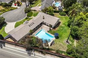 201 Barcelona, Fullerton, CA 92835 - Photo 53