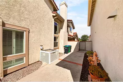 11 Milazzo, Irvine, CA 92620 - Photo 35