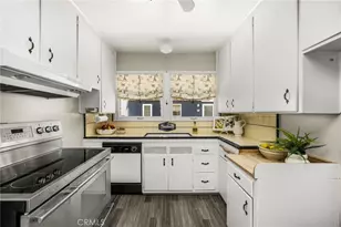 1034 E Palmyra Ave, Orange, CA 92866 - Photo 11