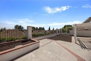 21470 Via La Naranja, Yorba Linda, CA 92886 - Photo 33
