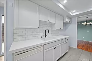 3663 Country Club Dr, Long Beach, CA 90807 - Photo 9