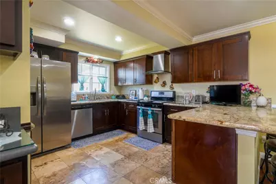 11629 Santa Gertrudes Avenue, Whittier, CA 90604 - Photo 11