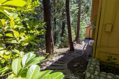 26637 Lake Forest Drive, Twin Peaks, CA 92391 - Photo 51