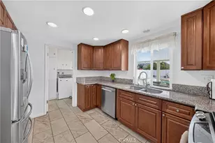 5444 Peacock Ln, Riverside, CA 92505 - Photo 13