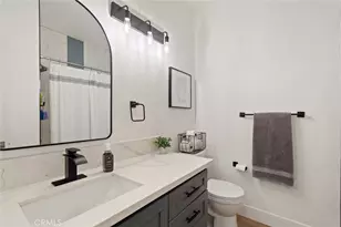 2504 W MacArthur Blvd, Santa Ana, CA 92704 - Photo 17