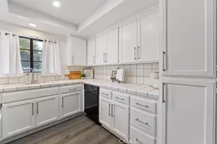 917 Euclid Ave, Long Beach, CA 90804 - Photo 15
