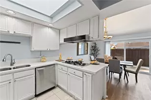 8262 Manifesto, Huntington Beach, CA 92646 - Photo 11