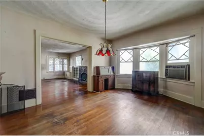 892 N Chester Avenue, Pasadena, CA 91104 - Photo 7
