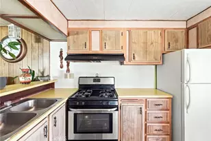 1502 Carson, Carson, CA 90745 - Photo 9