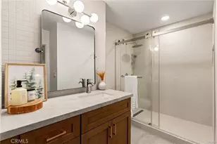 2101 N Hathaway, Santa Ana, CA 92705 - Photo 25