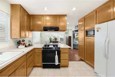 12526 Chadwell Street, Lakewood, CA 90715 - Photo 7