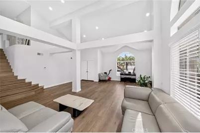 16027 Crestline, La Mirada, CA 90638 - Photo 9