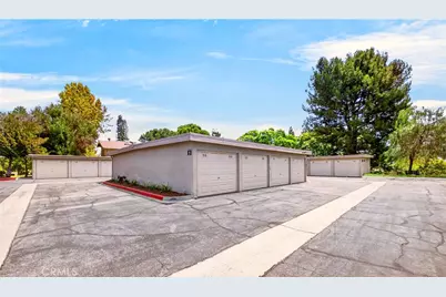 15902 Alta Vista Drive #H, La Mirada, CA 90638 - Photo 25
