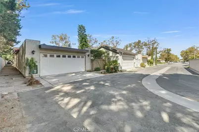 146 Orchard, Irvine, CA 92618 - Photo 33