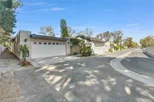 146 Orchard, Irvine, CA 92618 - Photo 33