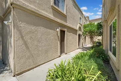 21164 Gladiolos Way, Lake Forest, CA 92630 - Photo 23