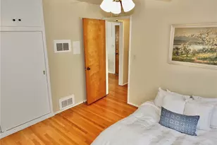 1724 E 1st St, Long Beach, CA 90802 - Photo 27